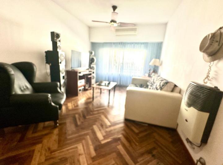 Venta Departamento 2 dormitorios Terraza Exclusiva Zona Pichincha  Rosario 4