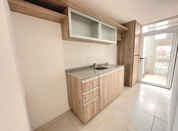 Venta departamento 2 dormitorios con balcón a estrenar Abasto