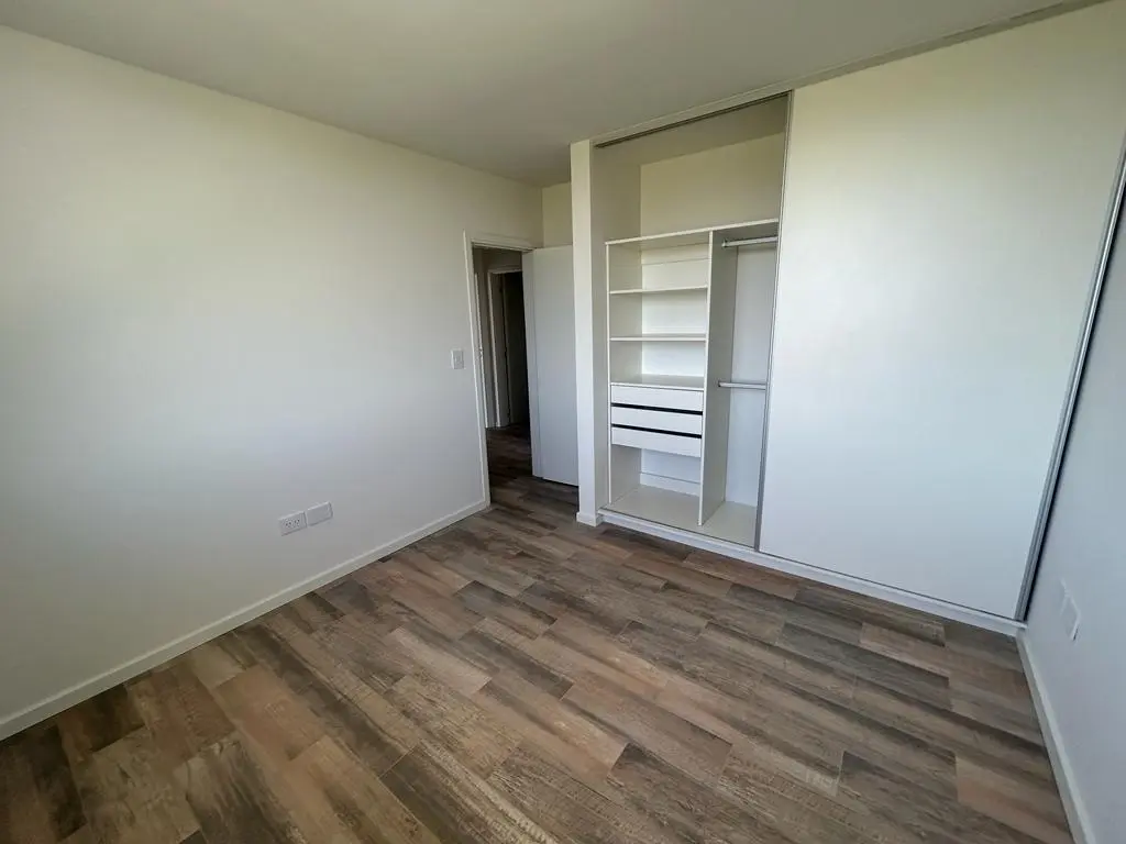 VENTA - Departamento 1 Dormitorio Cochera Sector Social - Tierra Nueva Fisherton, Rosario 5