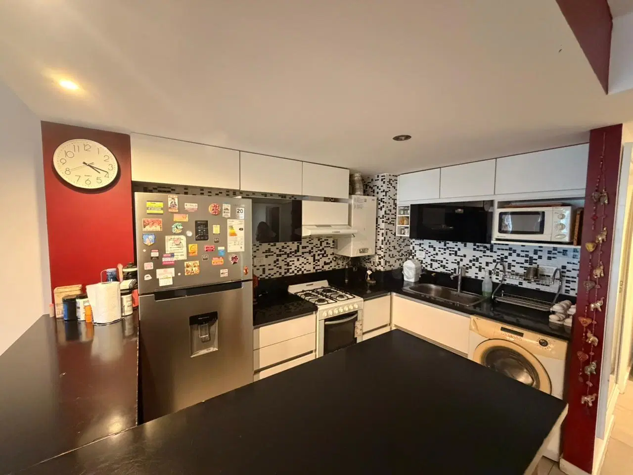 Venta Departamento de 2 Dormitorios con Balcón y Cochera - 3 de Febrero y Dorrego 4