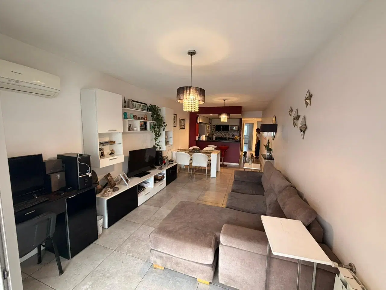Venta Departamento de 2 Dormitorios con Balcón y Cochera - 3 de Febrero y Dorrego 4