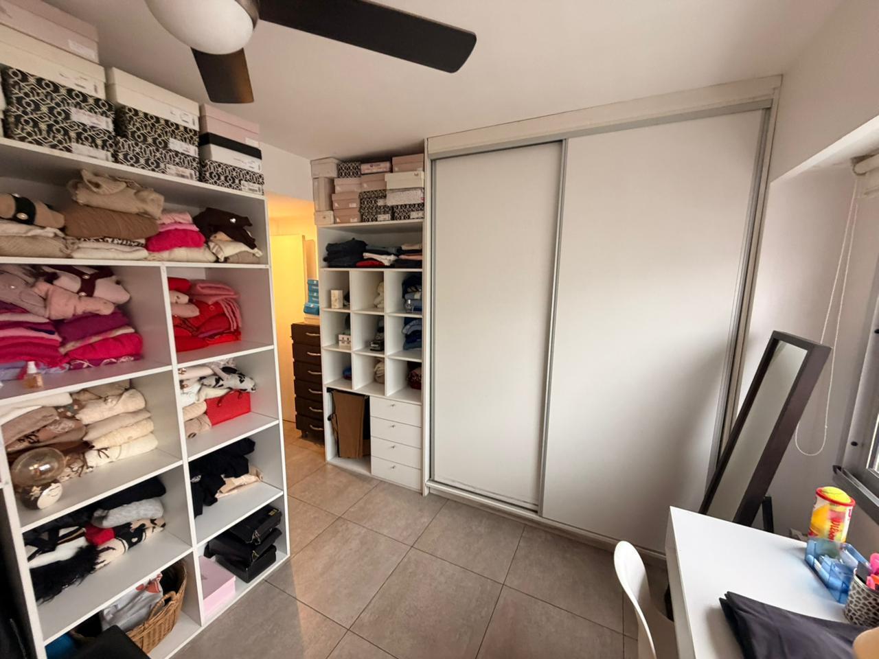 Foto de Venta Departamento de 2 Dormitorios con Balcón y Cochera - 3 de Febrero, imagen 5