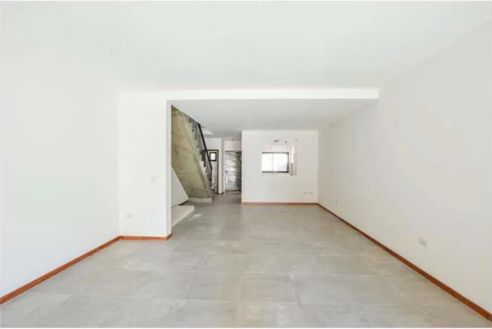 VENTA - CONDOS UGARTECHE - 3 DORMITORIOS CON PATIO 2