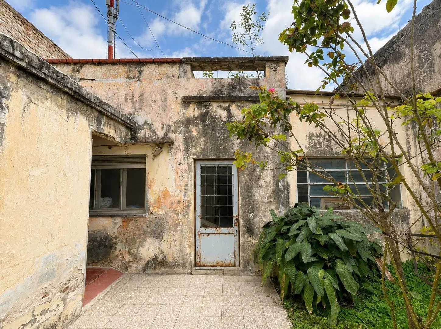 VENTA - Terreno en Echesortu 180m2 3