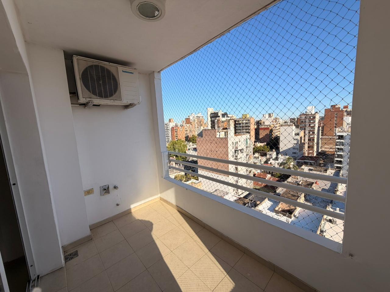 Foto de ALQUILER - Laprida 1271 - Piso 10 - Monoambiente, imagen 2