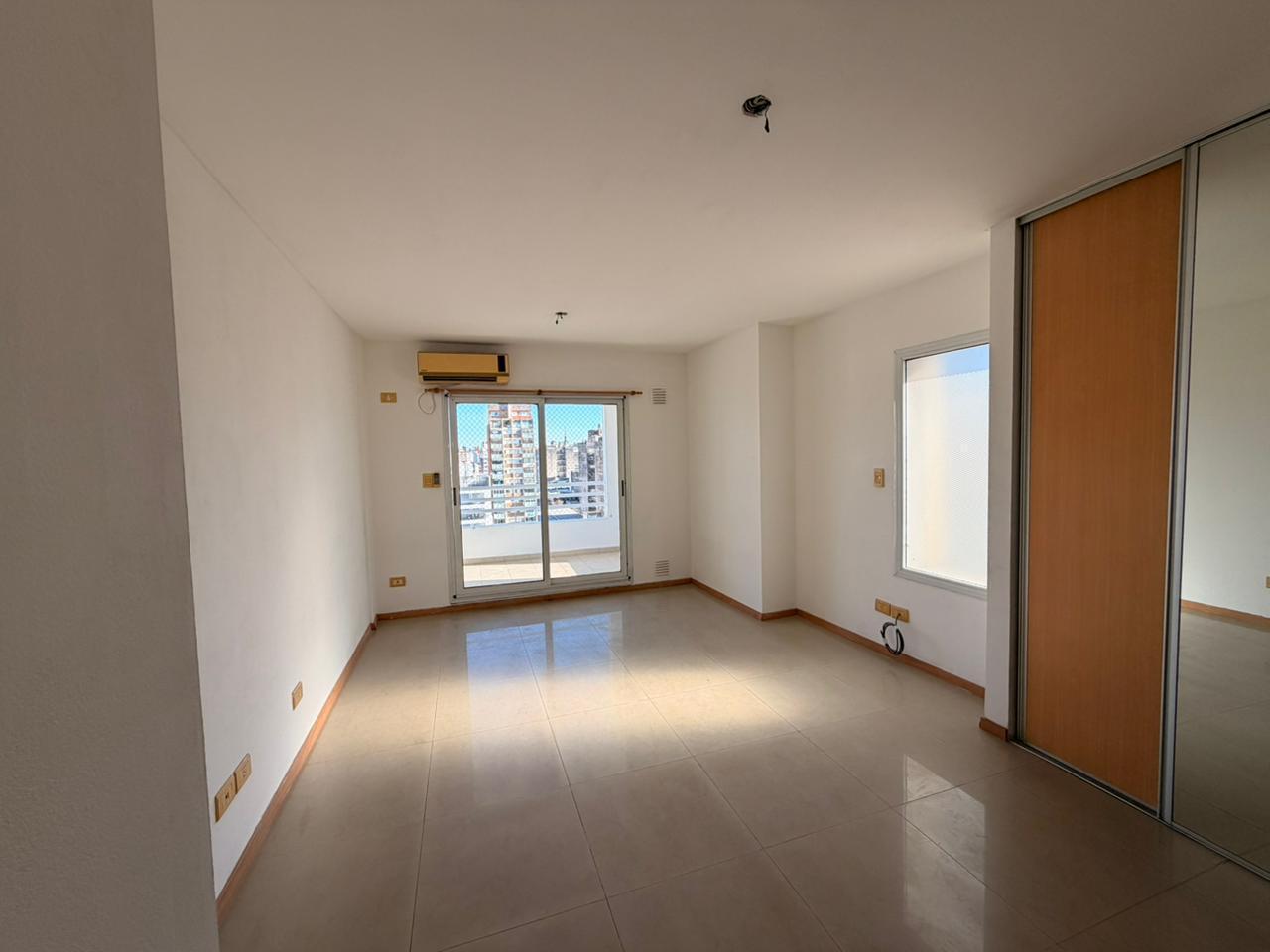 Foto de ALQUILER - Laprida 1271 - Piso 10 - Monoambiente, imagen 1