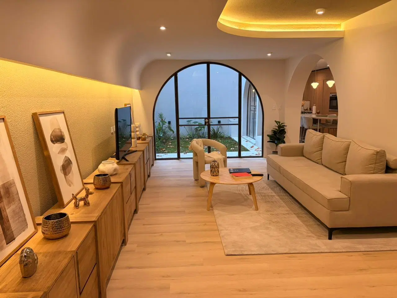 VENTA - Casa 3 dormitorios con pileta - Barrio Lourdes 2
