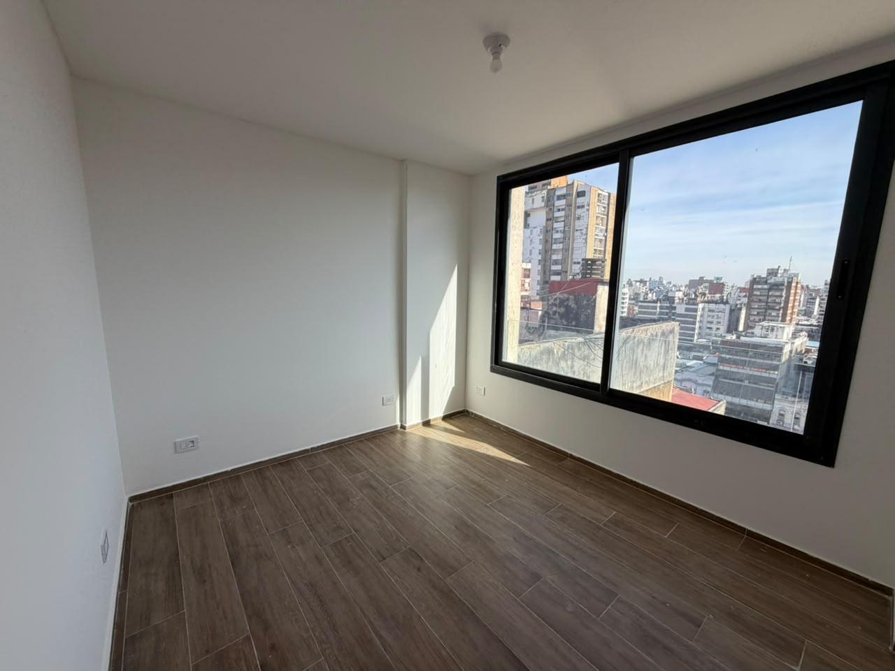 Foto de VENTA - DEPARTAMENTO 3 DORMITORIOS A ESTRENAR - QUINCHO Y PILETA, imagen 2