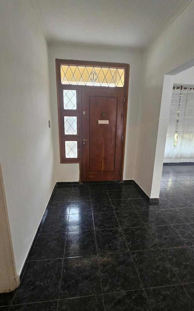 Venta Casa 3 Dormitorios con Patio en Fisherton