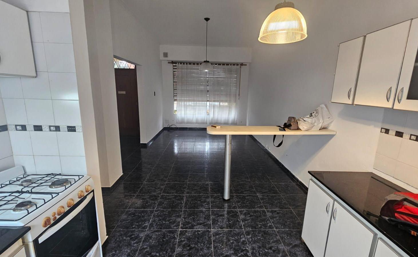 Foto de Venta Casa 3 Dormitorios con Patio en Fisherton, imagen 3