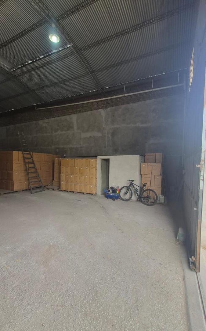 Foto de VENTA - GALPON DE 250M2 - OPORTUNIDAD, imagen 3