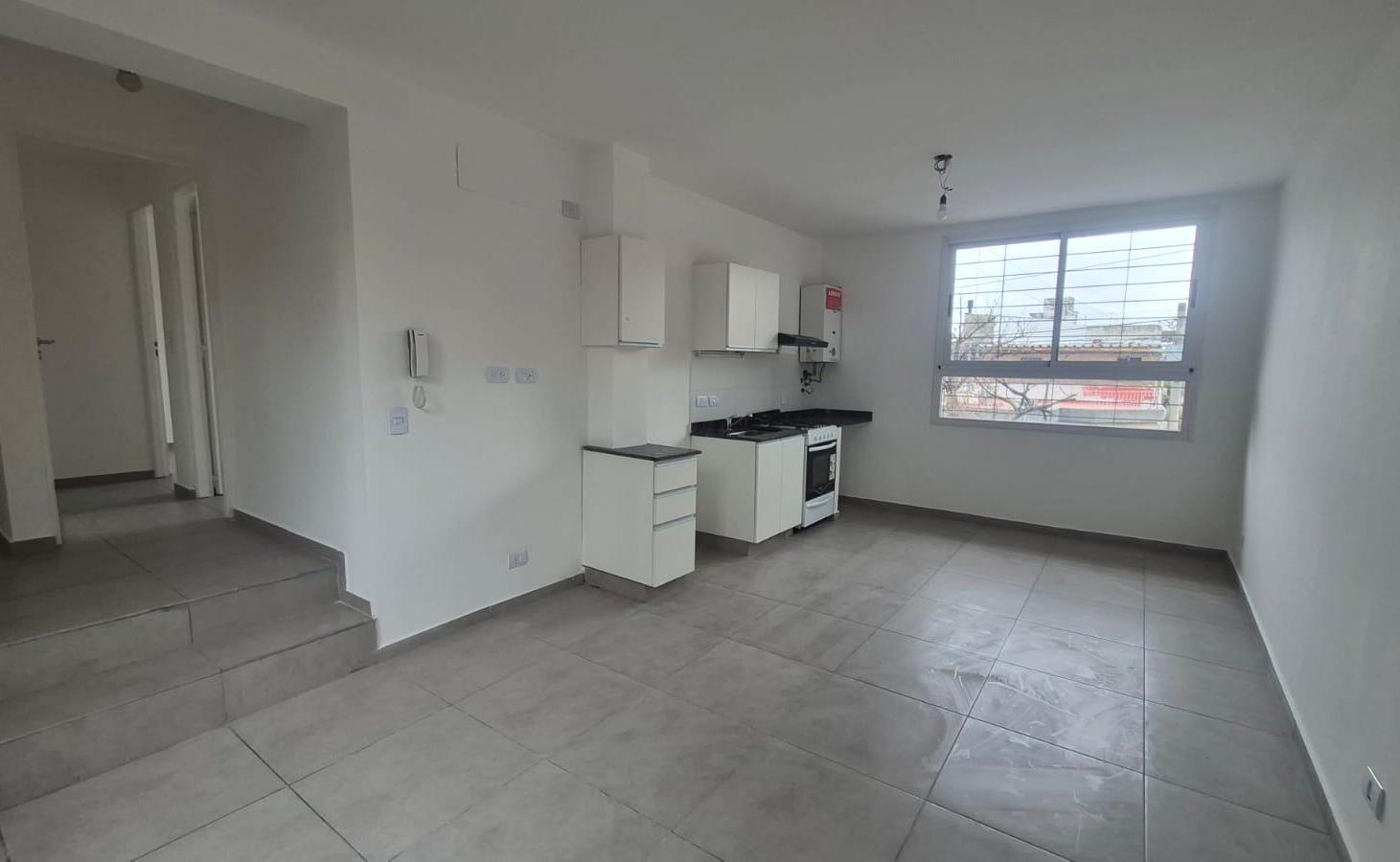 Foto de VENTA - DEPARTAMENTO DE 2 DORMITORIOS CON TERRAZA EXCLUSIVA - RIO DE, imagen 1