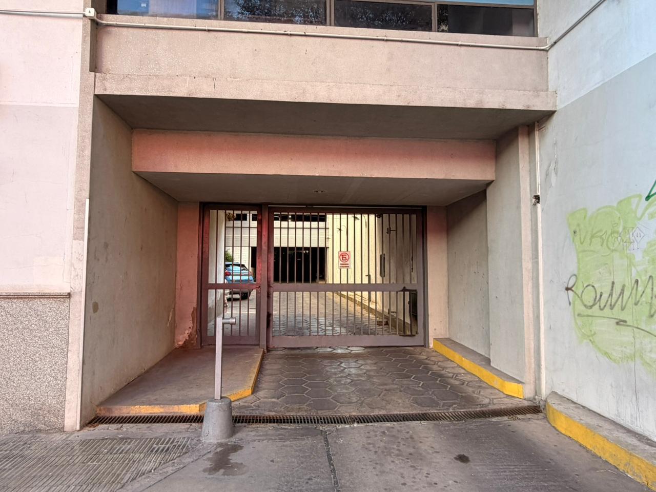 Foto de Venta de Cocheras Fijas – Av. Pellegrini 1474 – Oportunidad Inversor, imagen 2