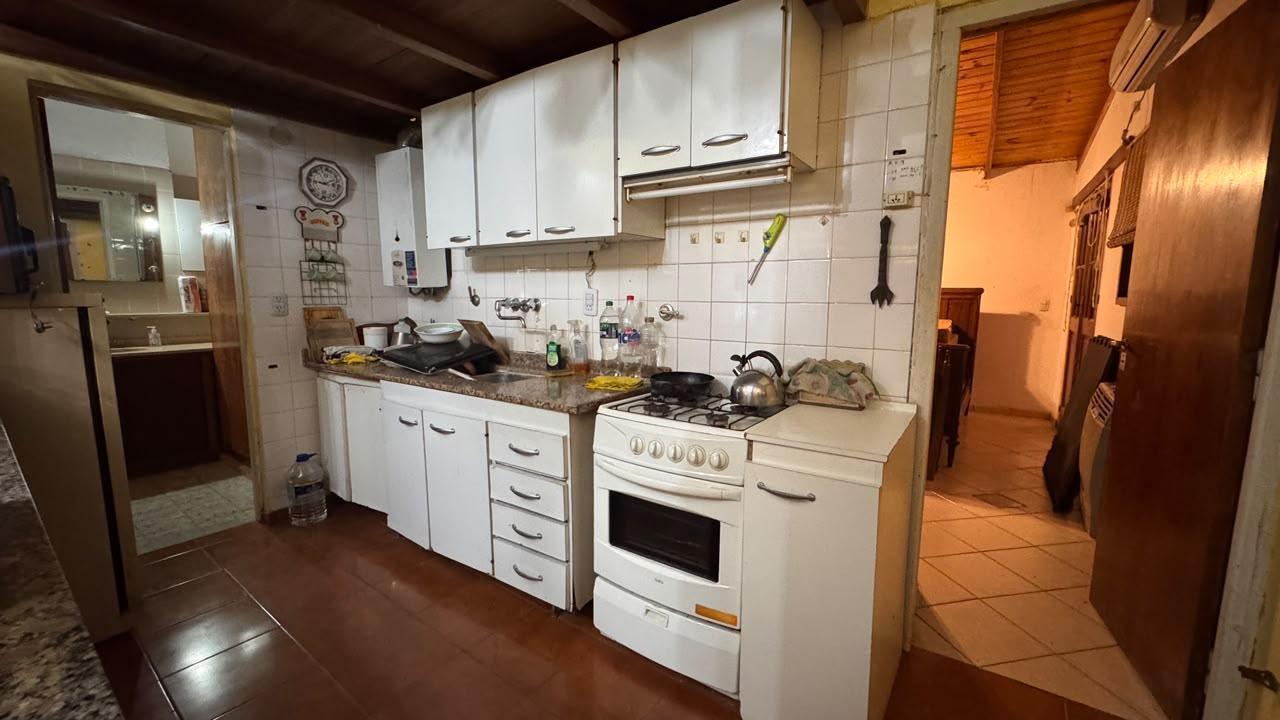Foto de VENTA - CASA DE 1 DORMITORIO CON QUINCHO Y PILETA - FUNES, imagen 3