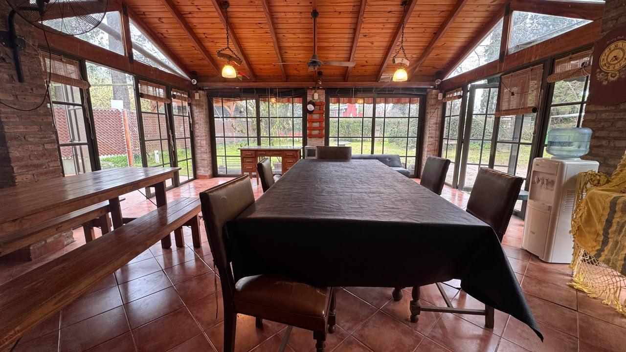 Foto de VENTA - CASA DE 1 DORMITORIO CON QUINCHO Y PILETA - FUNES, imagen 1