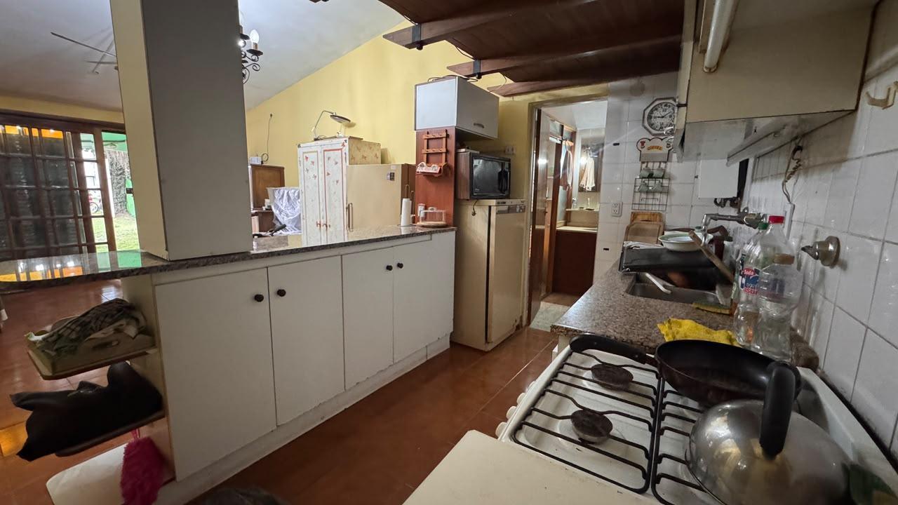 Foto de VENTA - CASA DE 1 DORMITORIO CON QUINCHO Y PILETA - FUNES, imagen 4