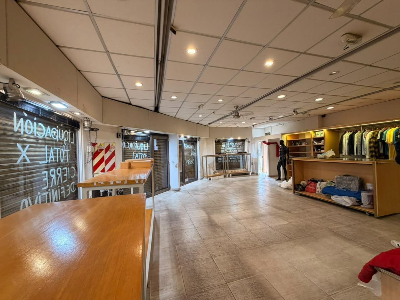 Foto de VENTA - LOCAL COMERCIAL - LA PAZ 3301, imagen 3