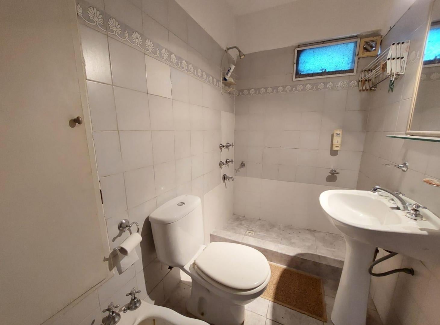 Foto de Venta Departamento 2 Dormitorios Rosario Centro Cocina Separada Comedor, imagen 3