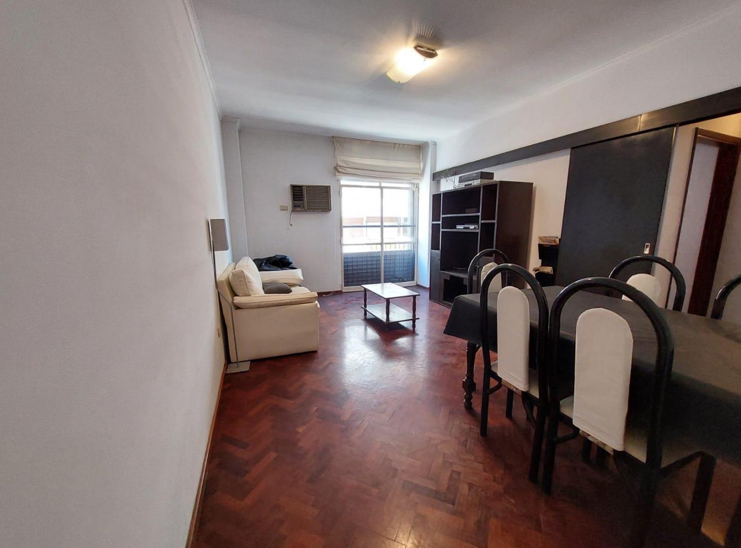 Foto de Venta Departamento 2 Dormitorios Rosario Centro Cocina Separada Comedor, imagen 2