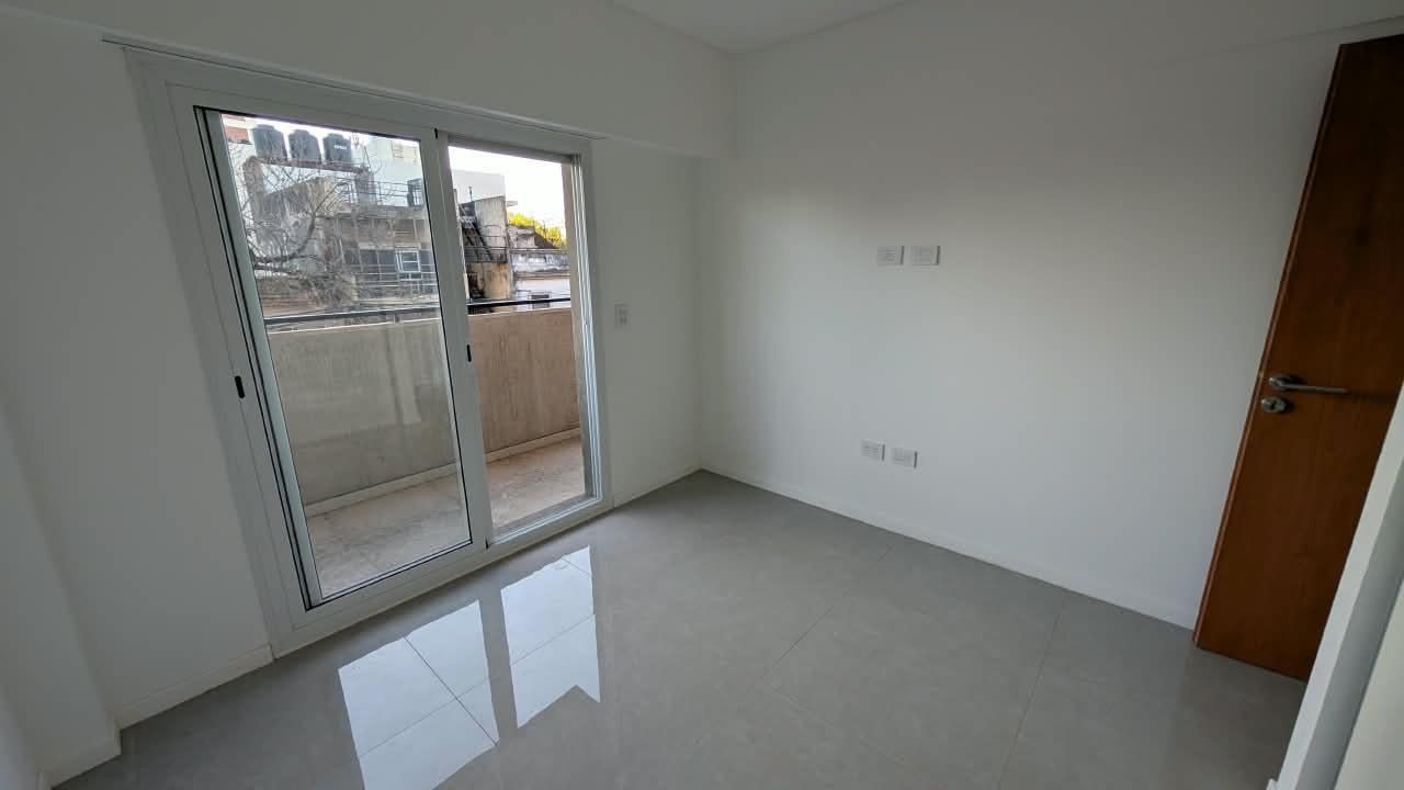 Foto de Venta - Departamento de 1 dormitorio - San Lorenzo y Constitución, imagen 5