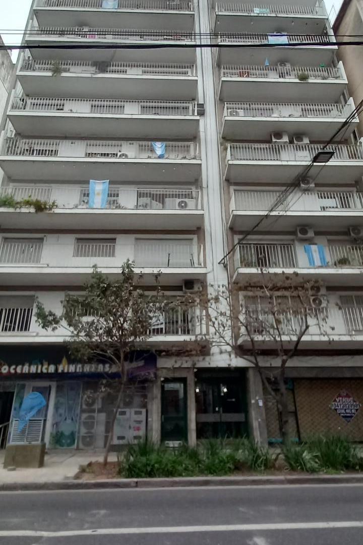 Foto de Venta Departamento 2 Dormitorios a reciclar - Centro - Oportunidad, imagen 1