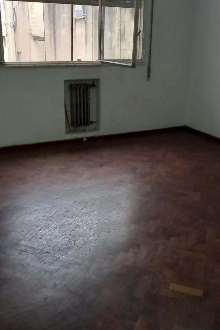 Foto de Venta Departamento 2 Dormitorios a reciclar - Centro - Oportunidad, imagen 4