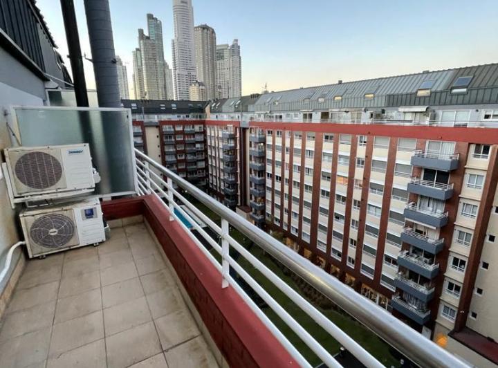 HERMOSO DUPLEX TERRAZAS DE PUERTO MADERO 1