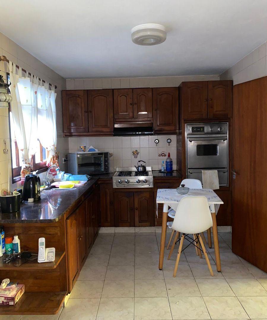 Foto de Casa En Venta En Villa Devoto 5 Ambientes Con Cochera Y Terraza Con Parrilla, imagen 2
