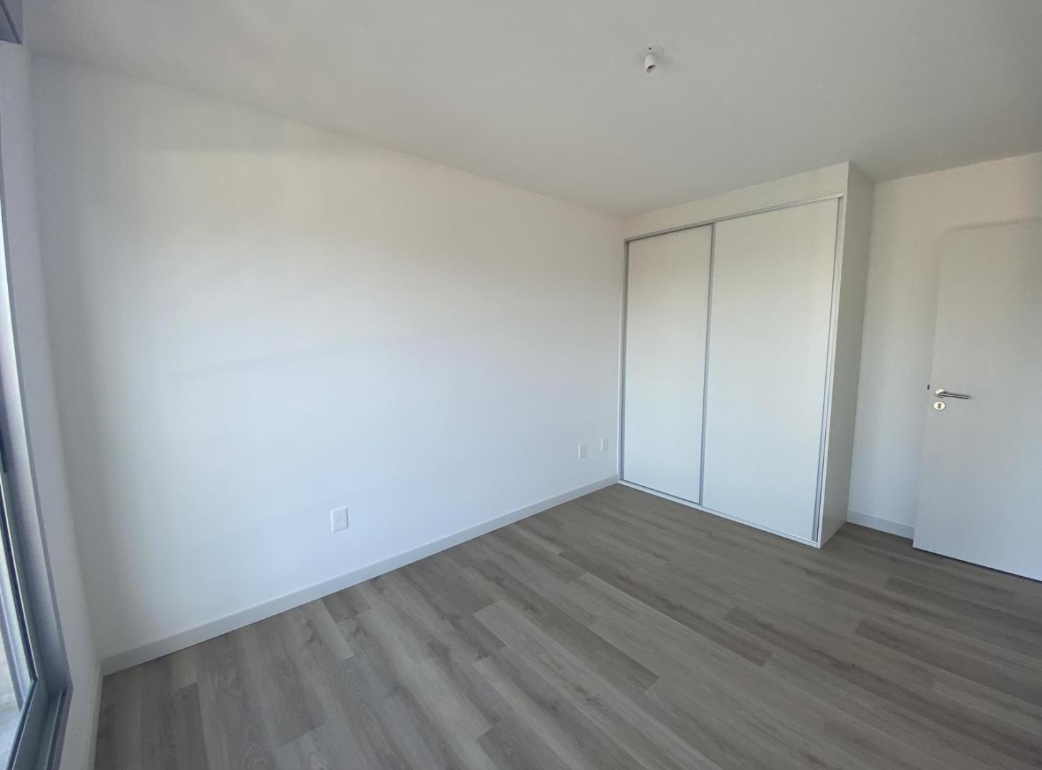 Foto de Entrega Inmediata! Venta De Apartamento 1 Dormitorio y Terraza. Cordón, imagen 3