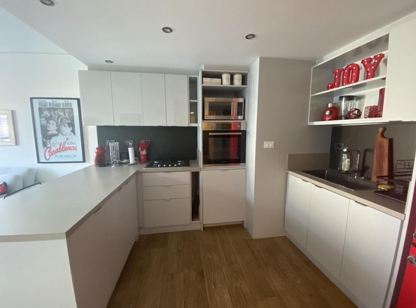 Foto de Venta De Apartamento Completamente Amueblado y Equipado. 1 Dormitorio, imagen 2