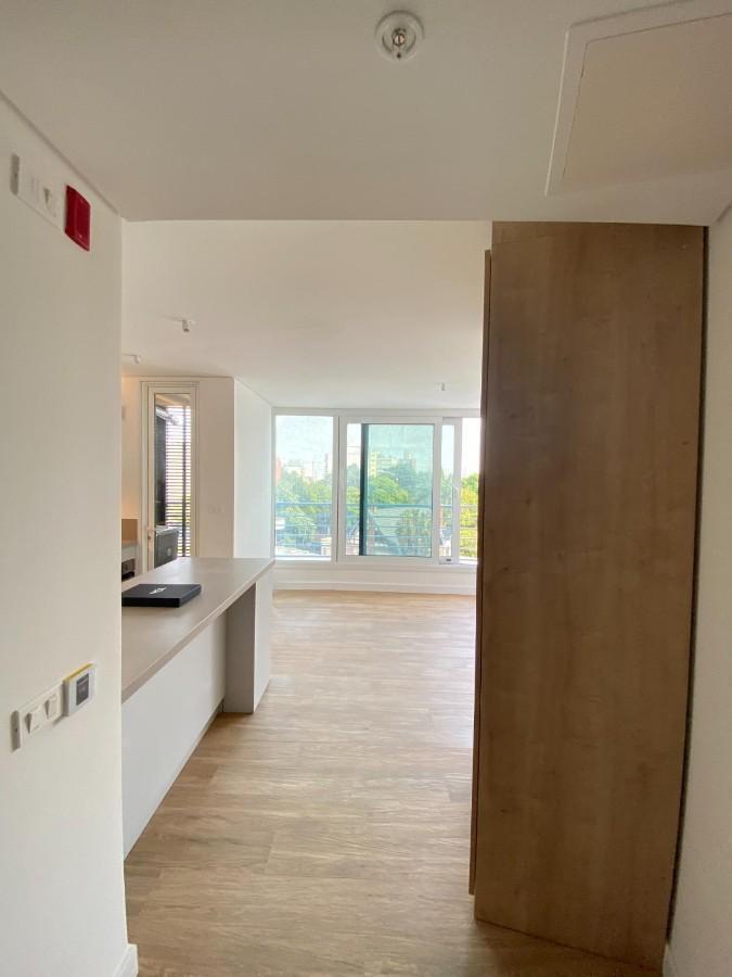 Foto de Venta De Apartamento Monoambiente En Edifico JOY Montevideo, Piso Alto!, imagen 5