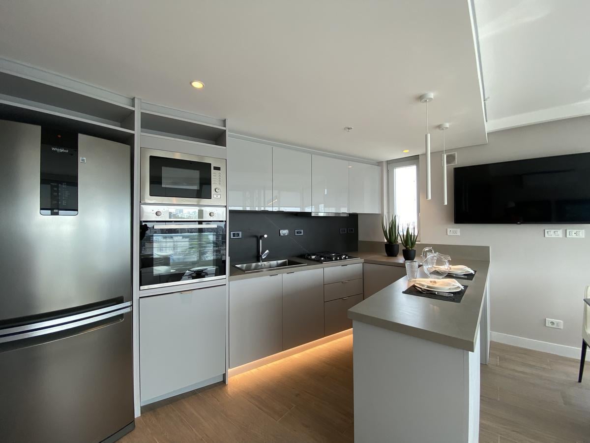 Foto de JOY Montevideo, 2 Dormitorios, 3 Baños. Variedad De Amenities., imagen 1