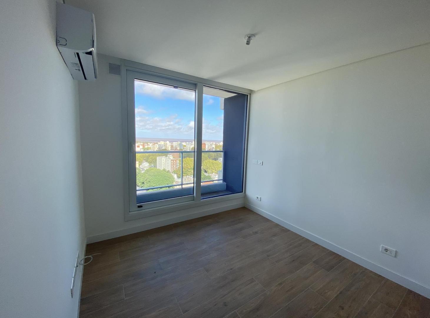 Foto de Venta En JOY Montevideo, Apartamento De 1 Dormitorio. Piso Alto, imagen 2