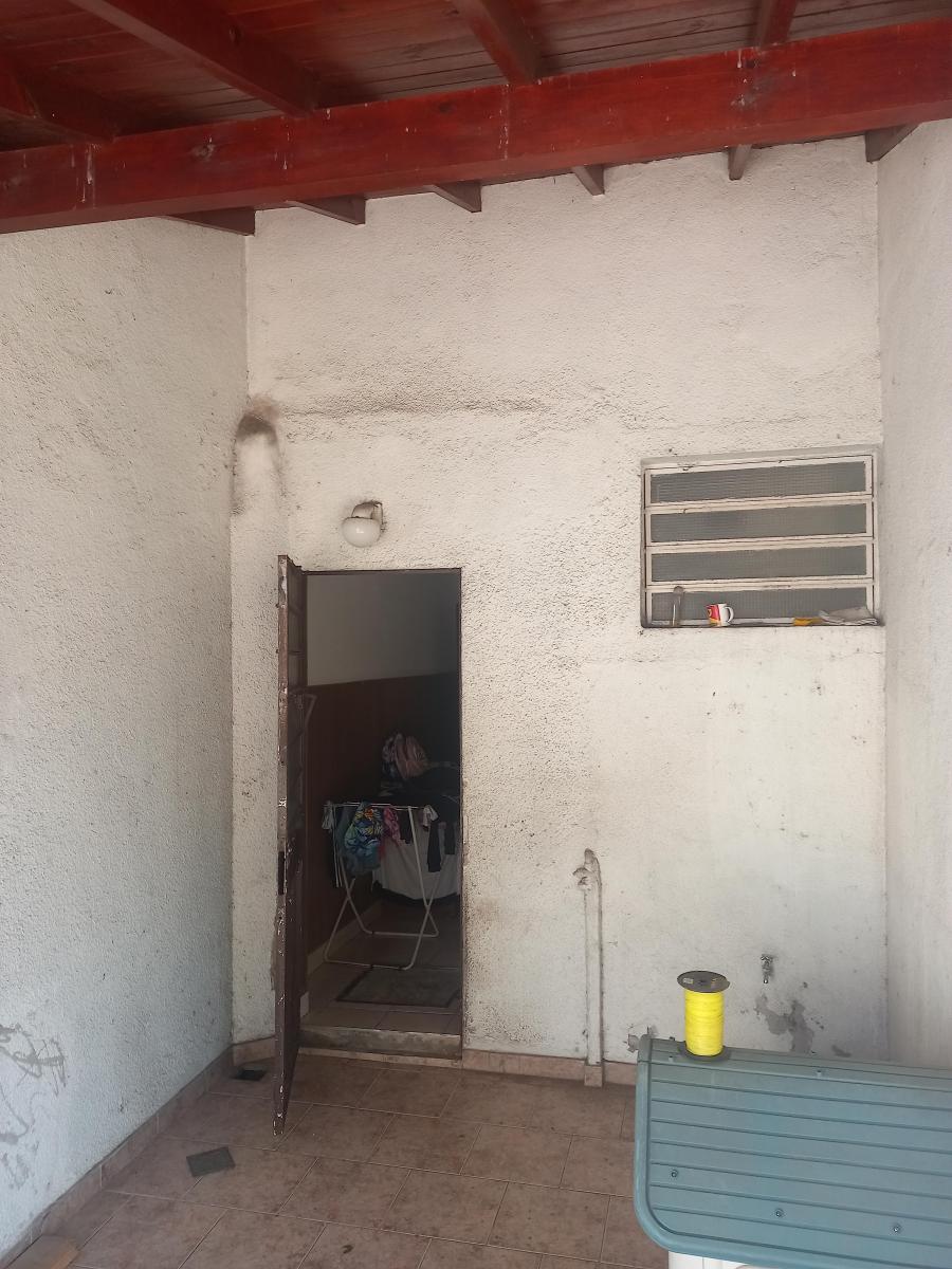 Chalet a m de Av Larroque Sobre Lote de 510 m² Totales. 3