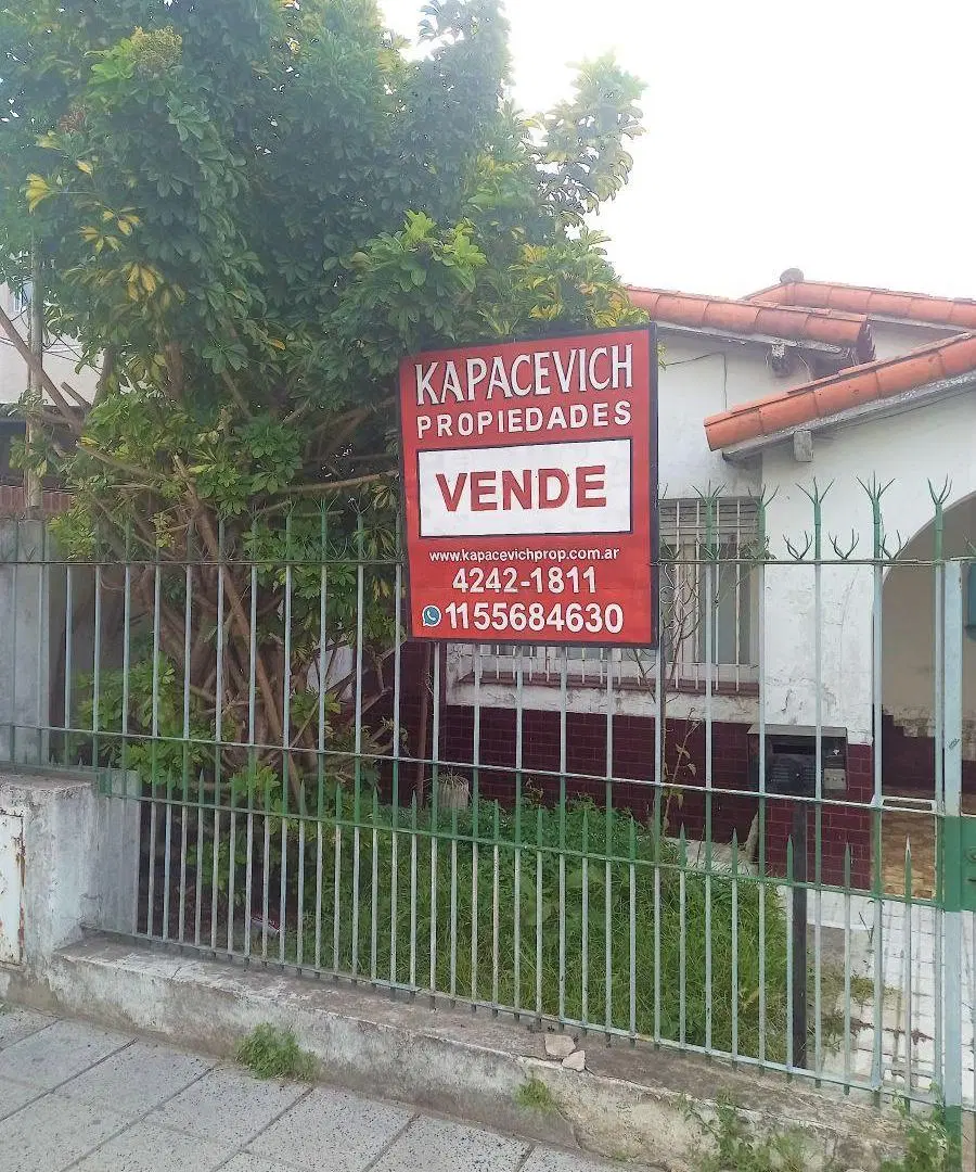 Casa en Venta y Alquiler 5 Ambientes Sobre Lote Propio 8,66 X 47 m – Cocheras + Fondo Libre. 2