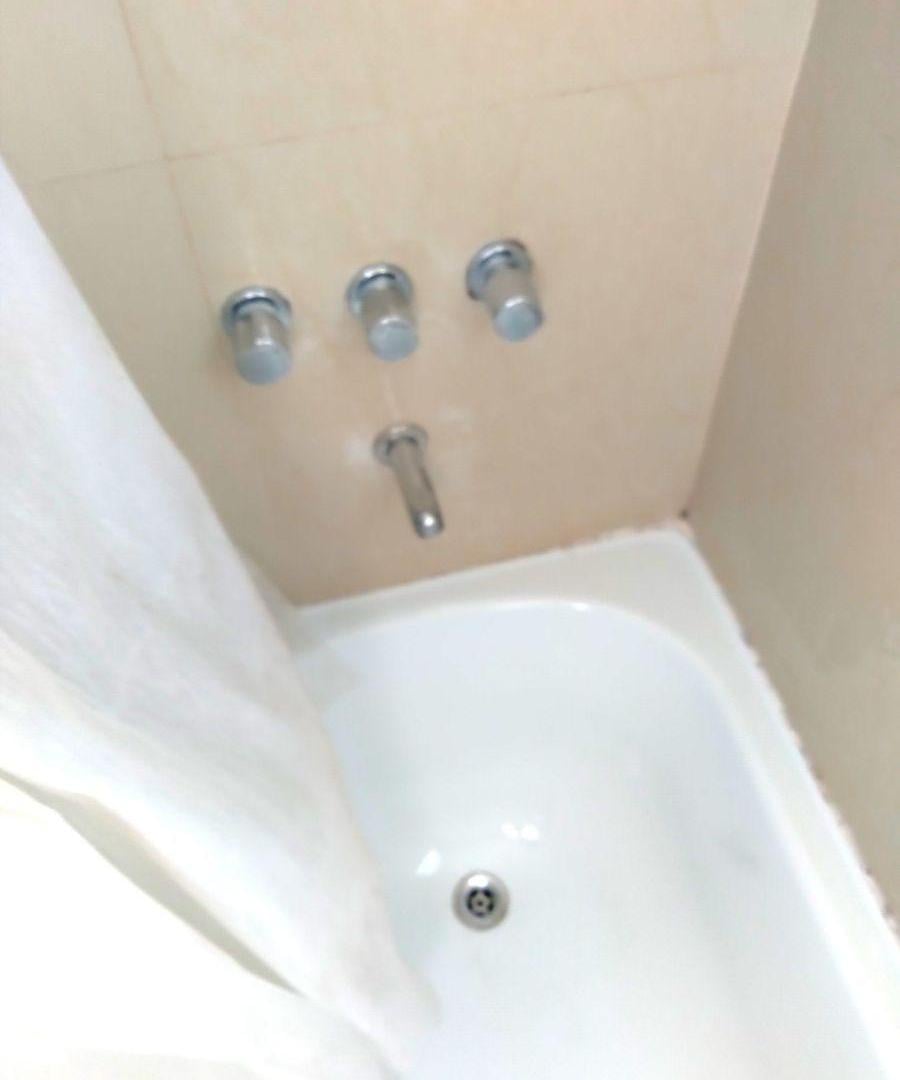 Foto de LANUS CENTRO: Alquiler de Semipiso 2 ambientes con doble balcón en piso, imagen 3