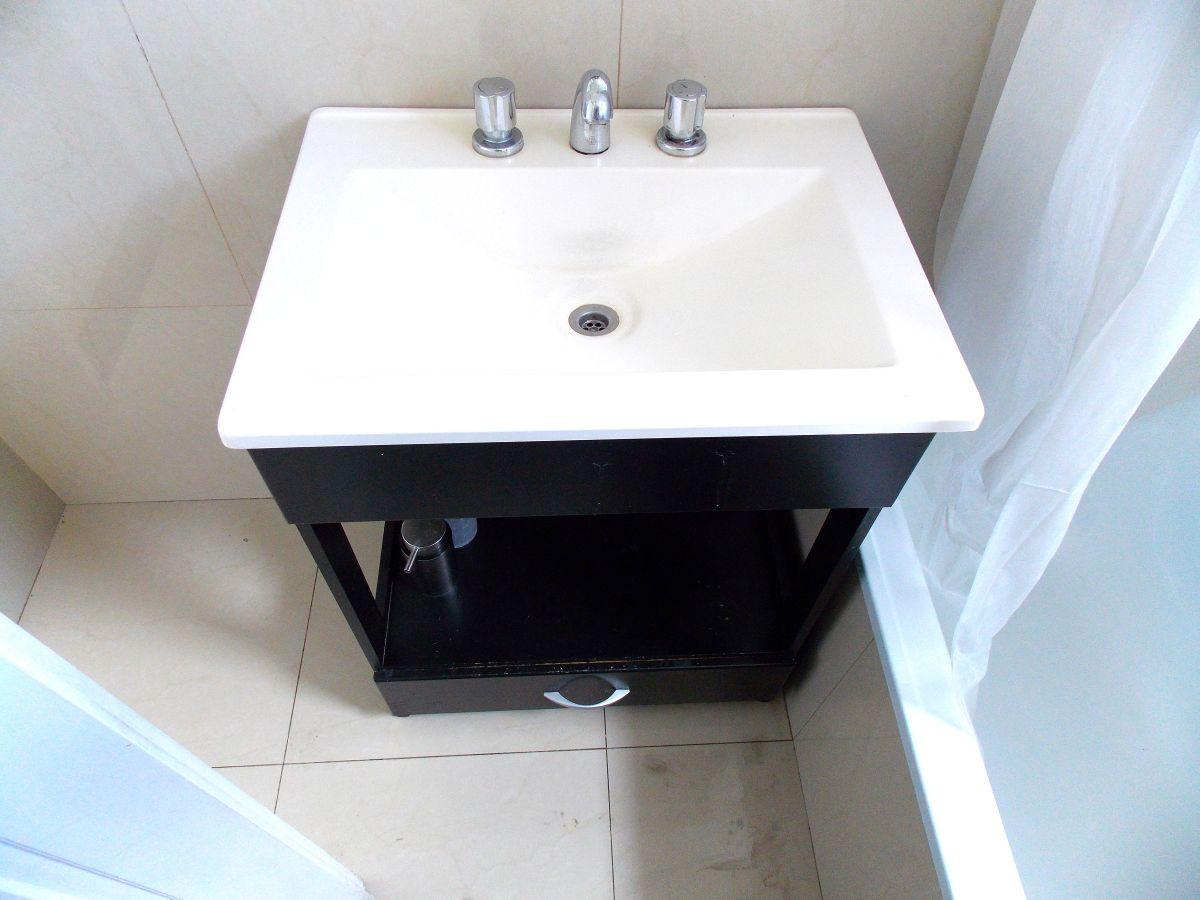 Foto de LANUS CENTRO: Alquiler de Semipiso 2 ambientes con doble balcón en piso, imagen 4