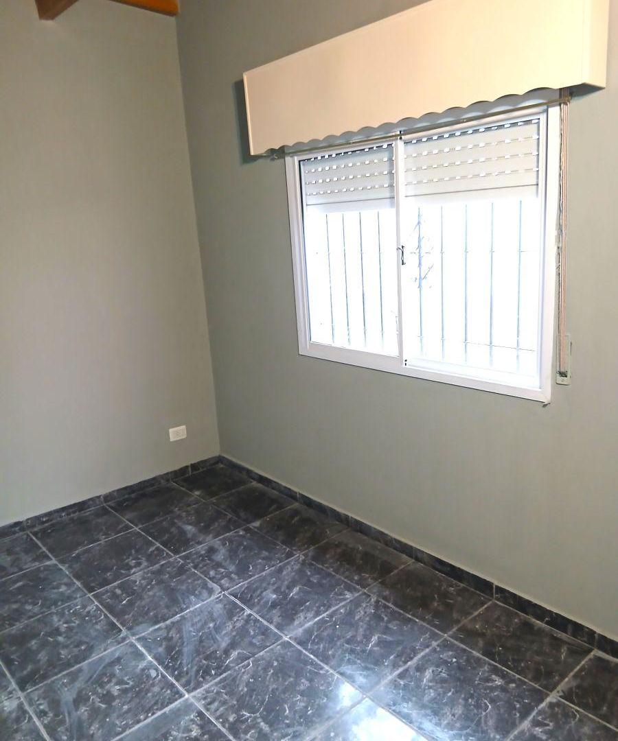 Foto de ESCALADA: ALQUILER PH 3 AMBIENTES CON PATIO. 1° PISO POR ESCALERA. SIN, imagen 3