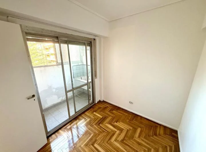 3 AMB con BALCON TERRAZA a la calle - Luminoso - 60m2 1