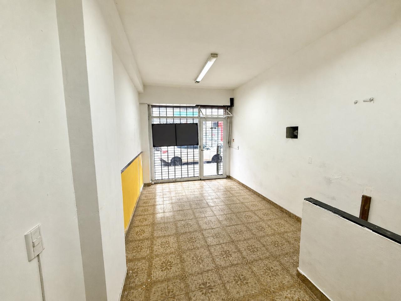 Foto de Local a la calle - 39m2 - Chacarita, imagen 2