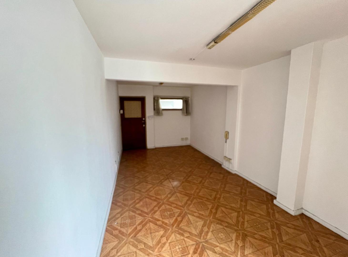 Foto de OFICINA 29M2 - Se escuchan propuesta de pago!, imagen 2