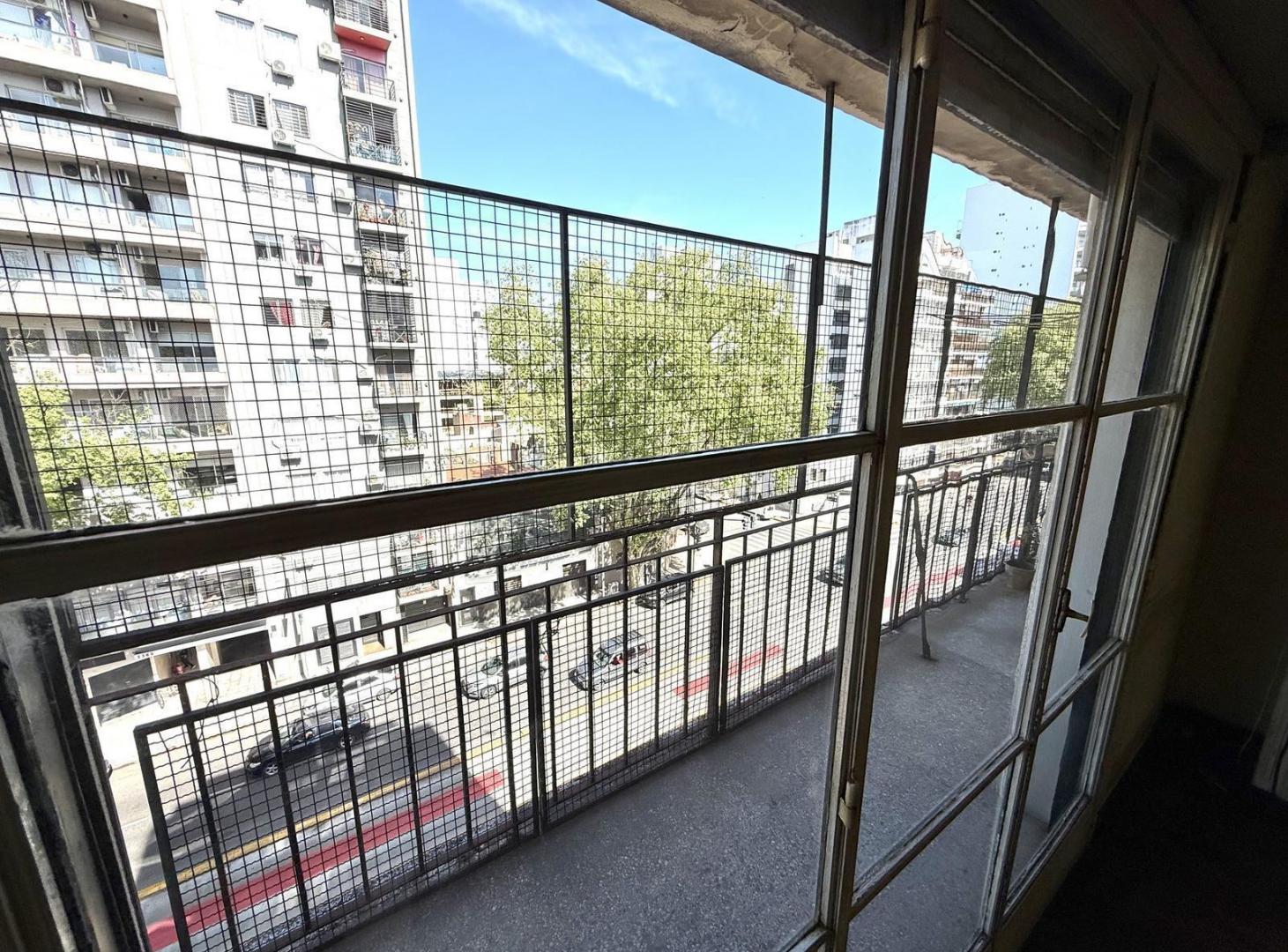 Foto de 3 AMB - CON BALCON A LA CALLE, imagen 4