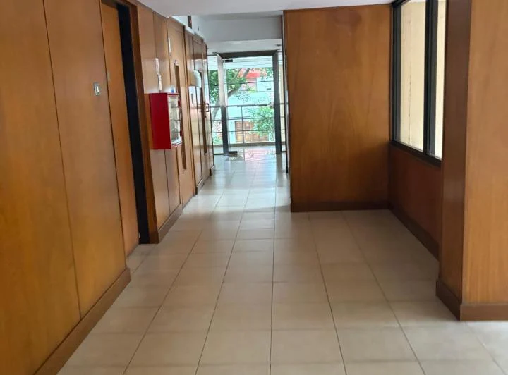 5 ambientes MUY LUMINOSO en piso alto 1