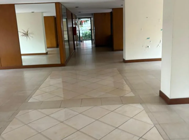 5 ambientes MUY LUMINOSO en piso alto 3