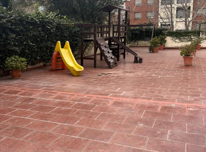 5 ambientes MUY LUMINOSO en piso alto 2