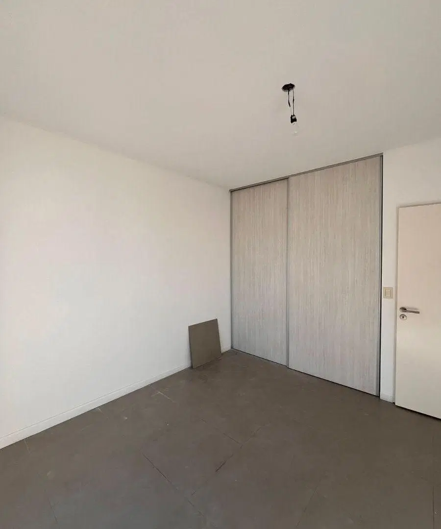 Departamento 2 ambientes súper luminoso en 6° piso con balcón terraza 5