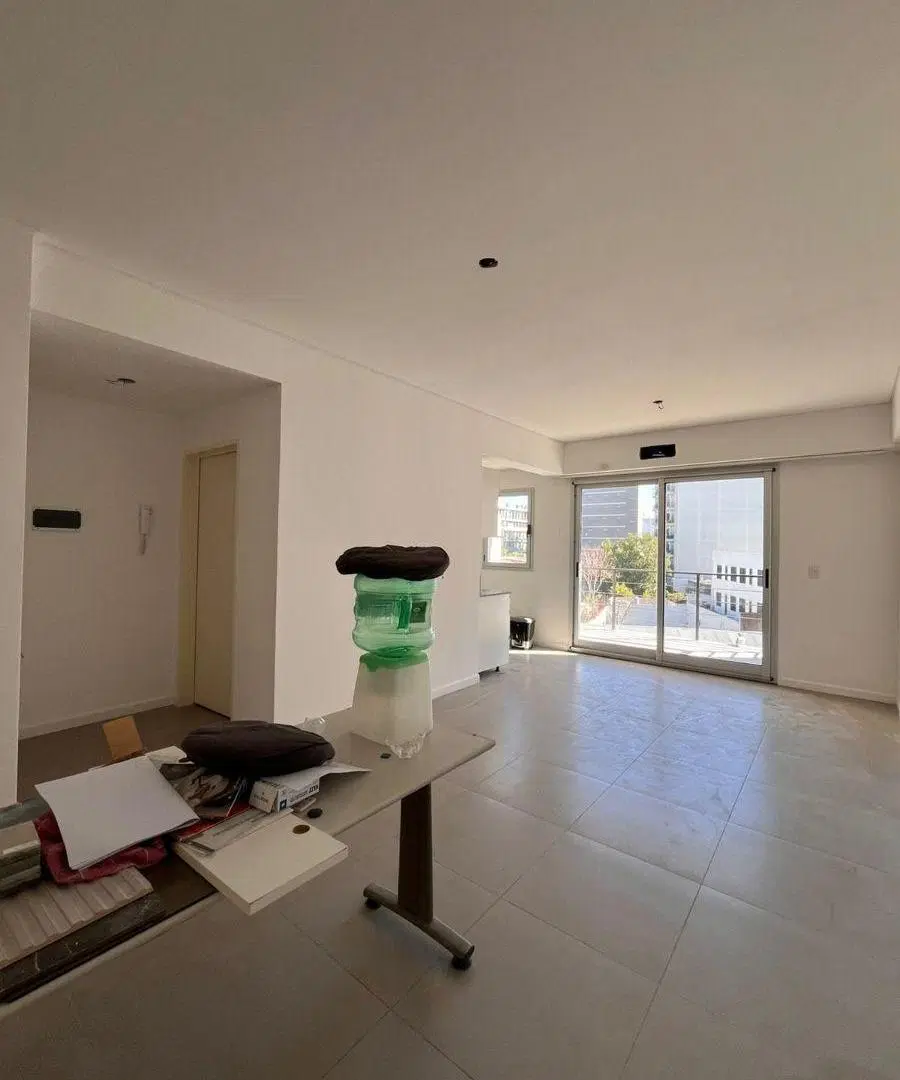 Excelente monoambiente divisible Premium en Alquiler con Balcón y Vista Abierta 3