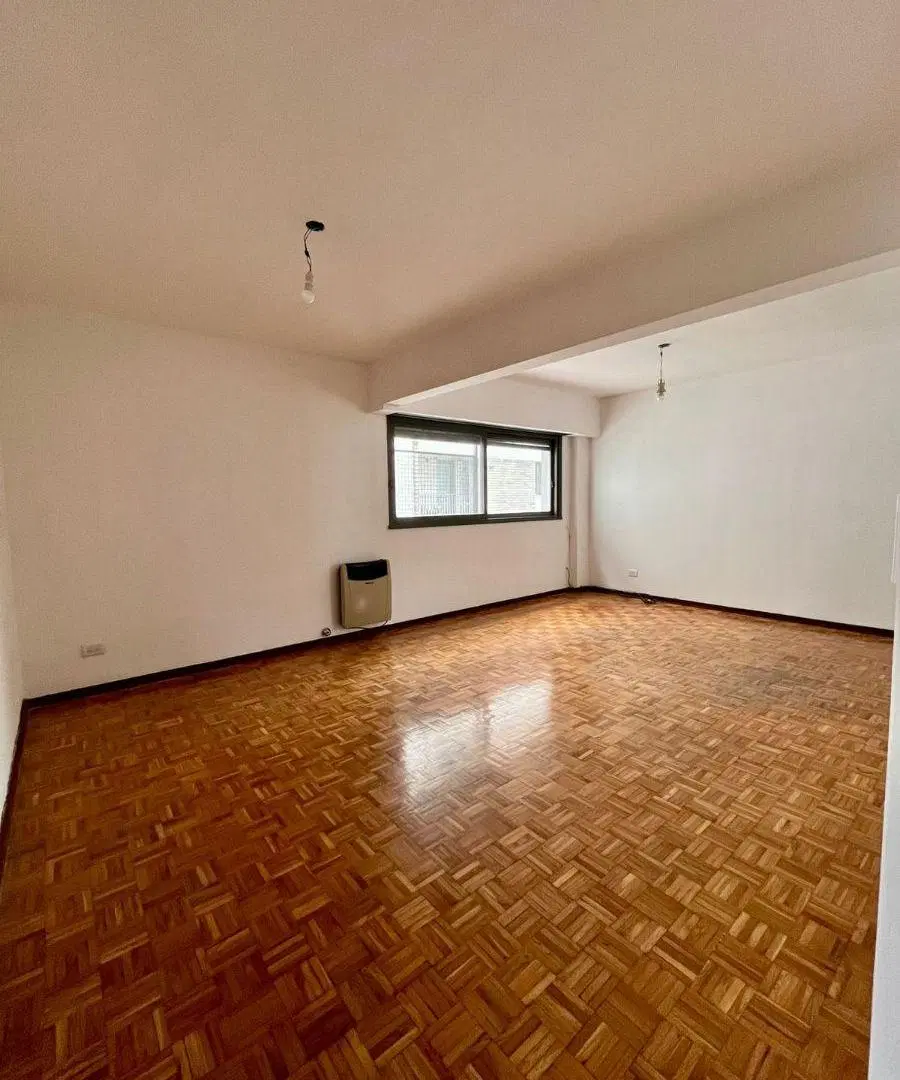 SEMIPISO de 4 amb - Apto credito - Luminoso con balcon terraza - Reciclado a nuevo- bajas expensas 5