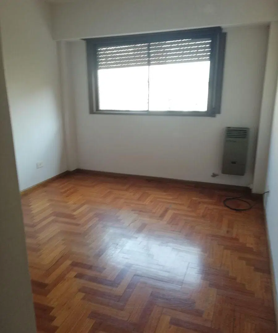 Excelente 2 ambientes - frente - muy luminoso - bajas expensas 1