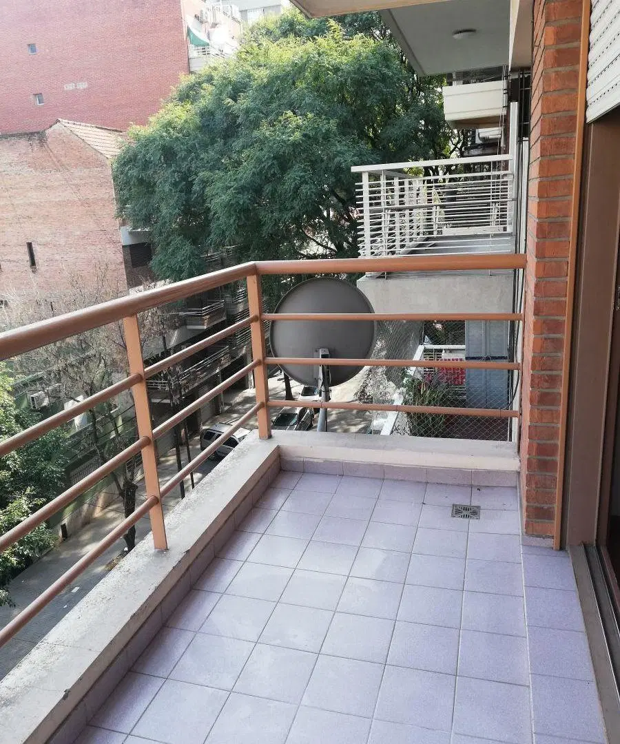 Excelente 2 ambientes - frente - muy luminoso - bajas expensas 5